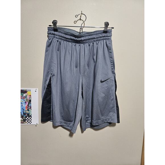 Nike Dri-FIT Men's Athletic Shorts - Picture 2 of 12